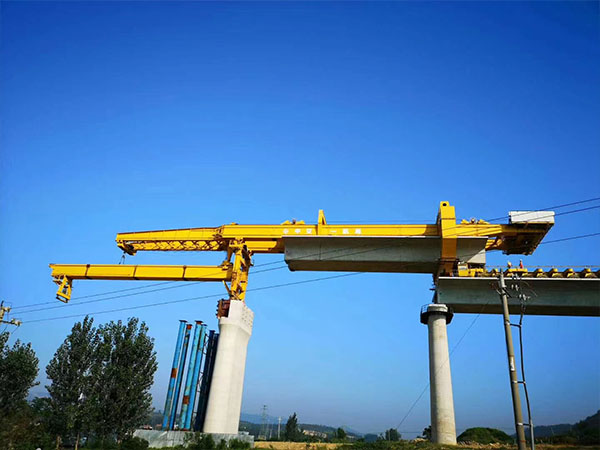 江苏600吨架桥机