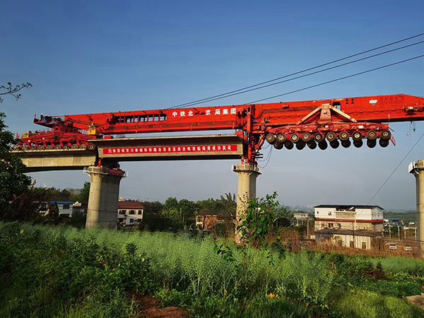 浙江800吨架桥机