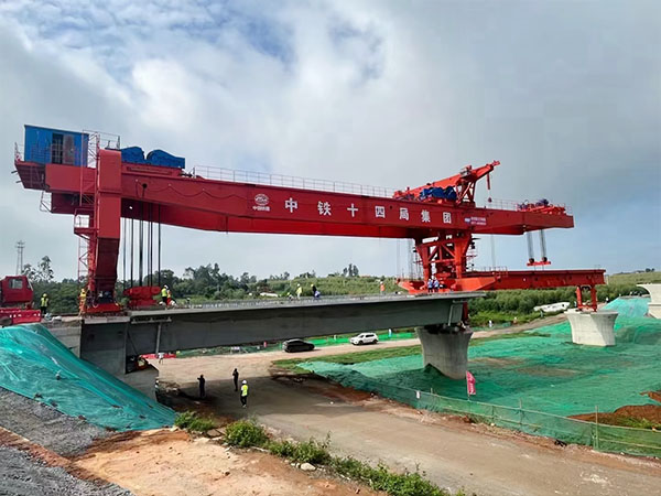 重庆300吨架桥机技术支持