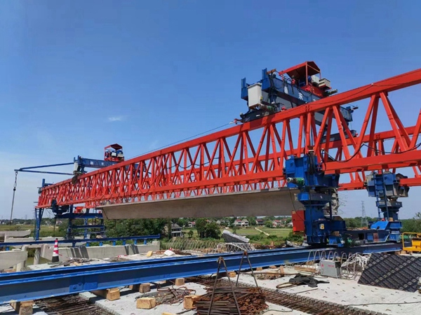 四川泸州架桥机租赁厂家140吨双导梁架桥机价格