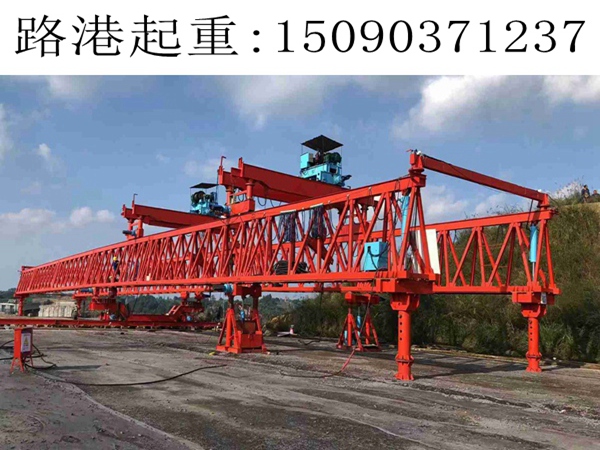 200吨架桥机