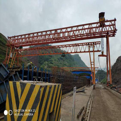 甘肃嘉峪关龙门吊厂家 全门式龙门吊夹轨器的类型及机械锁紧方式